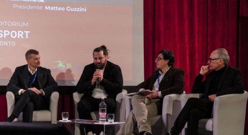 In Italia 300mila infortuni sportivi e 15mila ricoveri ogni anno, la testimonianza di tre grandi campioni In Italia 300mila infortuni sportivi e 15mila ricoveri ogni anno, la testimonianza di tre grandi campioni