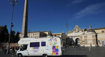 Ipotiroidismo, a piazza del Popolo fa tappa la prevenzione contro il sommerso