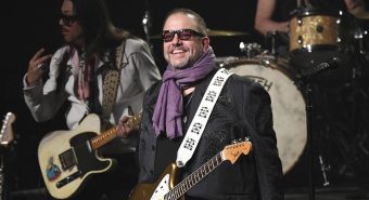 Morto Raul Malo, voce dei Mavericks e icona del country latino