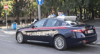 Omicidio-suicidio a Firenze, “lui ha ucciso la moglie e poi si è tolto la vita”: le indagini