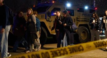 Sparatoria Brown University, due studentesse erano sopravvissute a episodi simili: l'assurda storia Sparatoria Brown University, due studentesse erano sopravvissute a episodi simili: l'assurda storia