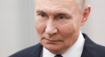 Ucraina, Putin: “Negoziati con Usa complessi. Io e Zelensky vediamo le cose in modo diverso”