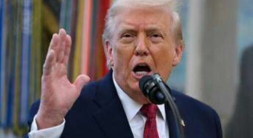 Ucraina-Russia, Trump: "Ho parlato con Putin. Mai così vicini alla fine della guerra" Ucraina-Russia, Trump: "Ho parlato con Putin. Mai così vicini alla fine della guerra"