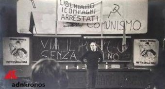 Dario Fo e l’attivismo politico nel '74, il fotografo Bordoni: "Nei miei scatti la sua magia" - Le immagini inedite Dario Fo e l’attivismo politico nel '74, il fotografo Bordoni: "Nei miei scatti la sua magia" - Le immagini inedite