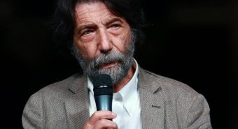 Disastro Milan, Cacciari "tifoso tradito": "Fa schifo, via Allegri e i giocatori" Disastro Milan, Cacciari "tifoso tradito": "Fa schifo, via Allegri e i giocatori"