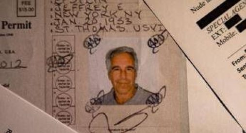 Jeffrey Epstein, il biglietto choc prima della morte: "Indagato per mesi, non hanno trovato nulla"