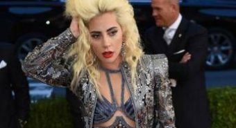 Lady Gaga, i 40 anni dell'artista che ha insegnato al mondo ad essere sé stesso Lady Gaga, i 40 anni dell'artista che ha insegnato al mondo ad essere sé stesso
