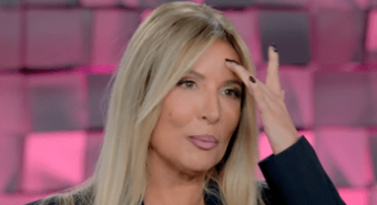 Selvaggia Lucarelli, matrimonio rimandato: "Non siamo riusciti a organizzare"