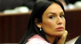 Caso Minetti, difesa: "Avvocata trovata carbonizzata era tutore del minore, aveva detto sì ad adozione"