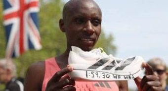 “Due fette di pane, miele e tè”: Sawe e la (normale) colazione prima del record del mondo in maratona