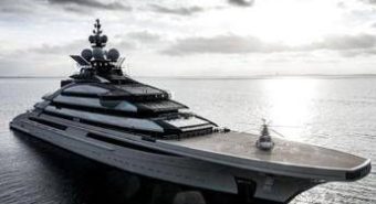 Hormuz, il superyacht dell’oligarca vicino a Putin sfugge al blocco: il caso del ‘Nord’ da 500 milioni