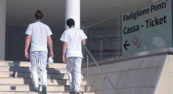Infermieri introvabili, si cercano all’estero: boom di arrivi da Tunisia, India e Paraguay﻿