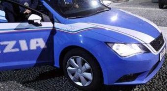 Rete antisemita e neonazista online, arrestato 19enne: chat chot e propaganda d’odio tra giovani e minorenni