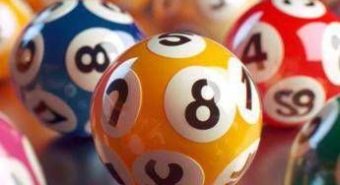 Superenalotto, numeri combinazione vincente oggi 27 aprile
