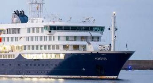 Allerta Hantavirus, la nave Hondius arrivata a Tenerife: Oms al lavoro per sbarco passeggeri