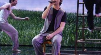Amici 2025, chi è il vincitore Lorenzo Salvetti: da X Factor al trionfo