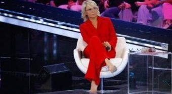 Amici, sabato 2 maggio: le anticipazioni e gli ospiti di stasera