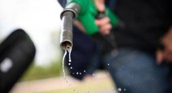 Caro energia, verso Cdm venerdì: governo a caccia di risorse per taglio accise Caro energia, verso Cdm venerdì: governo a caccia di risorse per taglio accise