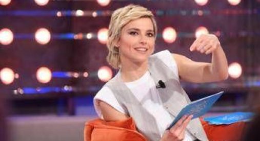 Da noi... a ruota libera, oggi domenica 17 maggio: gli ospiti di Francesca Fialdini Da noi... a ruota libera, oggi domenica 17 maggio: gli ospiti di Francesca Fialdini