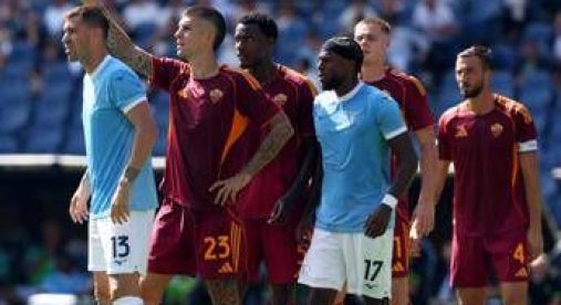 Derby Roma-Lazio, prefetto: si gioca lunedì 18 maggio. Lega: "Revochi il provvedimento"