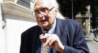 Dieci anni fa moriva Marco Pannella, l'omaggio di 'Nessuno tocchi Caino' per ricordarlo Dieci anni fa moriva Marco Pannella, l'omaggio di 'Nessuno tocchi Caino' per ricordarlo