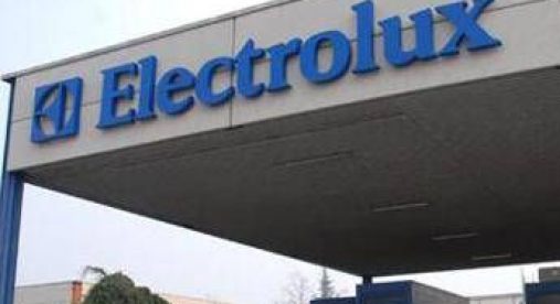 Electrolux, annuncia 1.700 esuberi in Italia e chiude lo stabilimento di Cerreto d'Esi