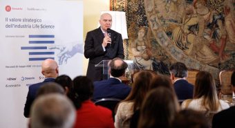 Farmaceutica, Zaffini (Fdi): "Fondamentali innovazione, accesso e sostenibilità" Farmaceutica, Zaffini (Fdi): "Fondamentali innovazione, accesso e sostenibilità"