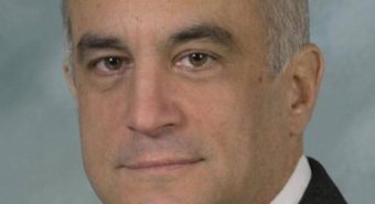 Fumo, esperto Usa: "Aiutare a smettere con prodotti alternativi"