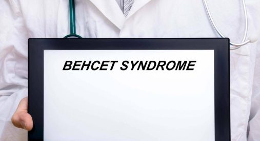 Giornata sindrome Behçet, esperto: "Oggi possiamo prevenire cecità"