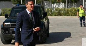 Guasto su aereo Sanchez, premier spagnolo atterra in Turchia