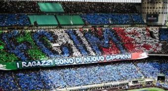 Inter, parte la festa scudetto: coppa ai nerazzurri, poi sfilata con bus scoperto a Milano - Diretta