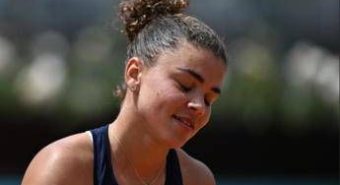 Internazionali, Paolini eliminata: campionessa in carica cade con Mertens