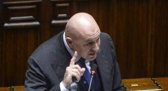 Iran, Crosetto: "Nessuna nave Marina partita o in partenza verso Hormuz"