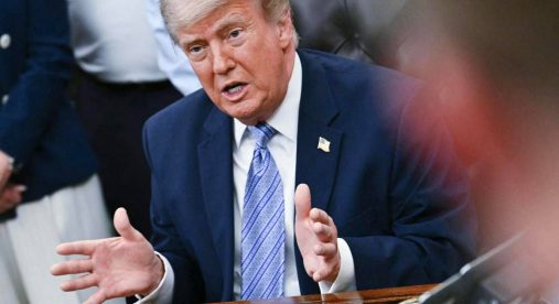 Iran, Trump: "Guerra finirà presto". Axios: "Il presidente valuta ultimo grande attacco"