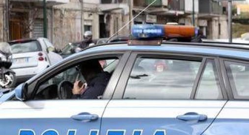 Napoli, maxi rissa tra extracomunitari a Porta Capuana: morto 29enne accoltellato