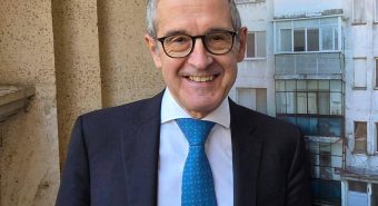 Periferie, Bonassi (Intesa Sanpaolo): "Con Save the Children trasformiamo risorse in opportunità" Periferie, Bonassi (Intesa Sanpaolo): "Con Save the Children trasformiamo risorse in opportunità"