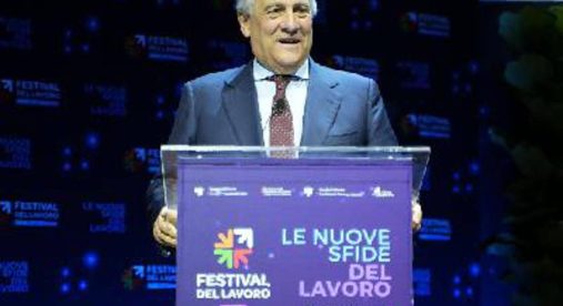 Professioni, Tajani: "Colonna vertebrale Paese, garanzia di crescita"