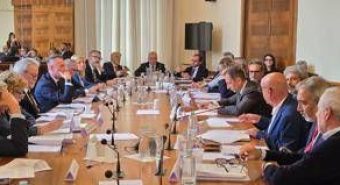 Riforma medici di famiglia, al ministero della Salute l'incontro del disgelo fra Governo, Regioni e sindacati Riforma medici di famiglia, al ministero della Salute l'incontro del disgelo fra Governo, Regioni e sindacati