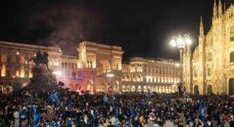Scudetto Inter, da Amadeus a Tananai: chi c'era alla festa in piazza Duomo