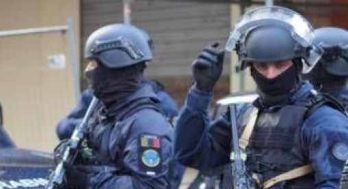 Sequestri di persona, torture e bombe sul litorale romano: quattro arresti a Ostia Sequestri di persona, torture e bombe sul litorale romano: quattro arresti a Ostia