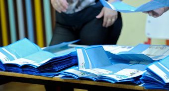 Sondaggio politico, Fratelli d'Italia cresce e Pd cala