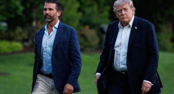 Trump non andrà alle nozze del figlio Don jr: "Momento cruciale, devo stare alla Casa Bianca"